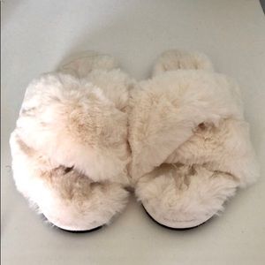 New furry fluffy Cream House slippers
